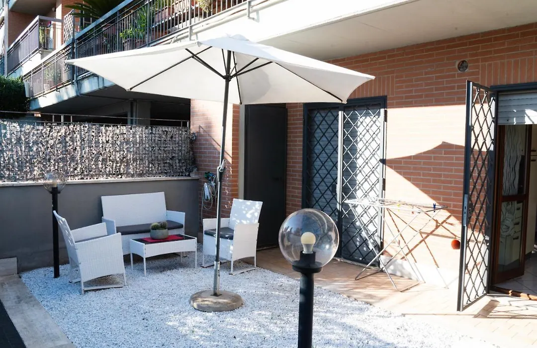 Red House Tiburtina-1